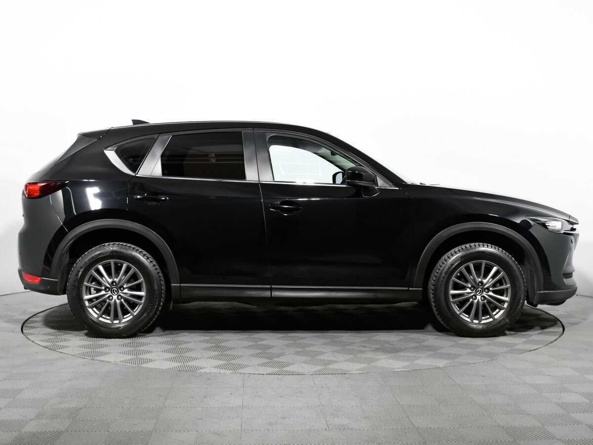 Б/У Мазда Ц-Икс-5 2017 года. Фото: #3