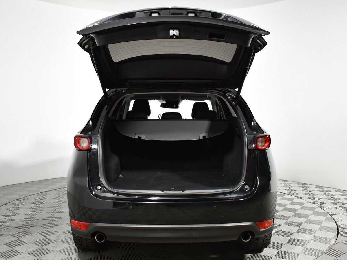 Б/У Мазда Ц-Икс-5 2017 года. Фото: #16