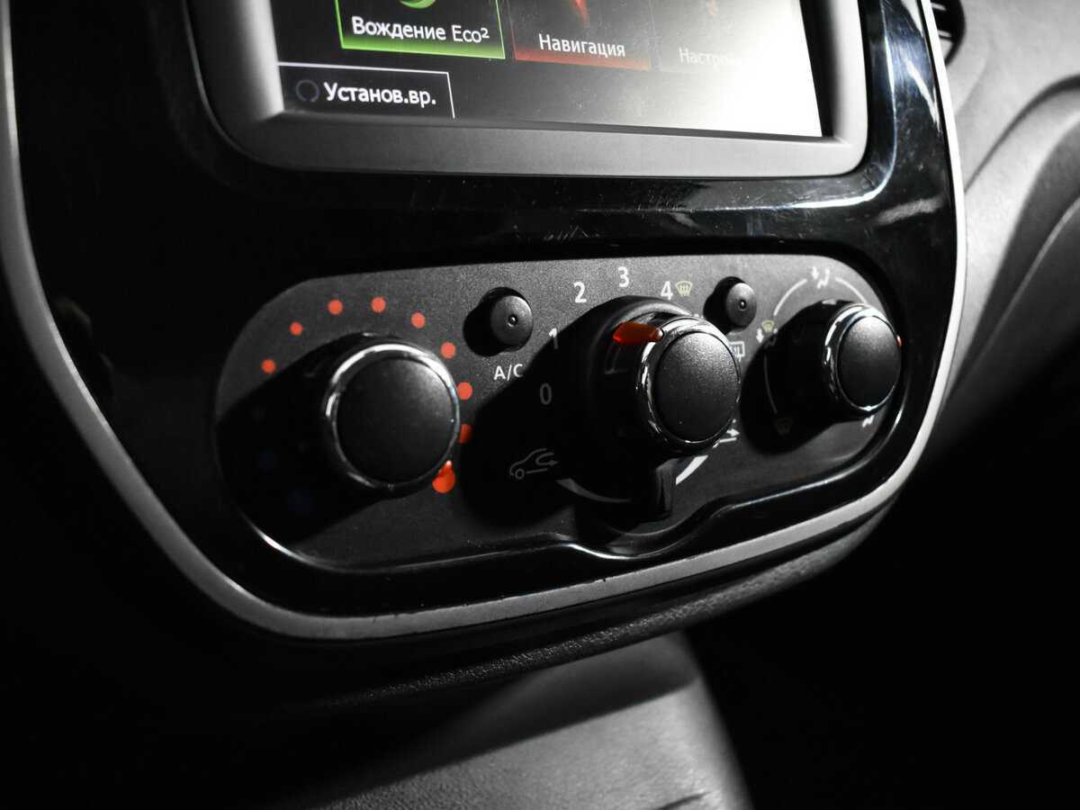 Б/У Рено Каптюр 2016 года. Фото: #13