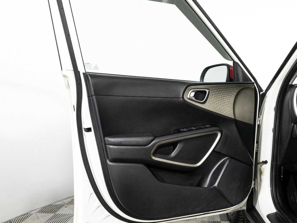 Б/У Киа Соул 2021 года. Фото: #23