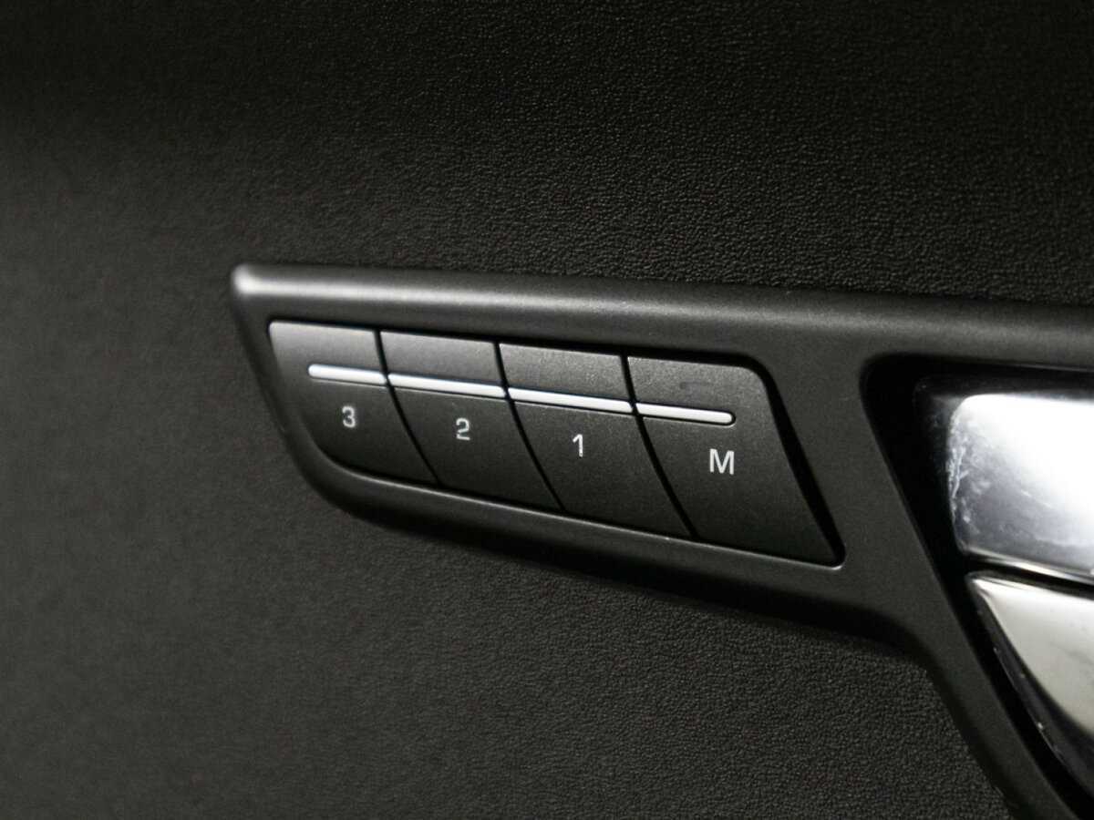 Land Rover Range Rover Evoque 2012 года с пробегом. Фото: #16