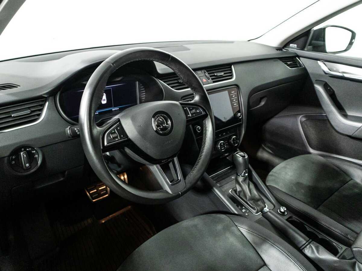 Б/У Шкода Октавия 2020 года. Фото: #10