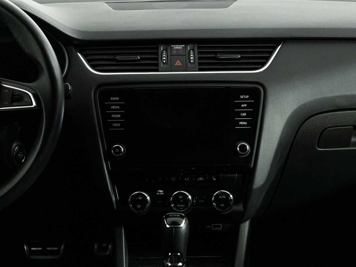 Б/У Шкода Октавия 2020 года. Фото: #13