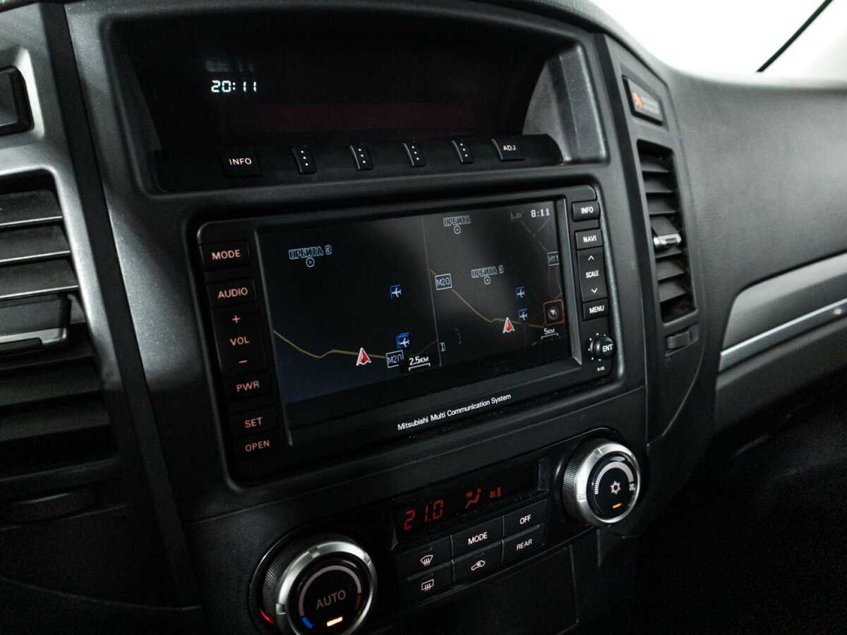 Б/У Митсубиши Паджеро 2012 года. Фото: #14