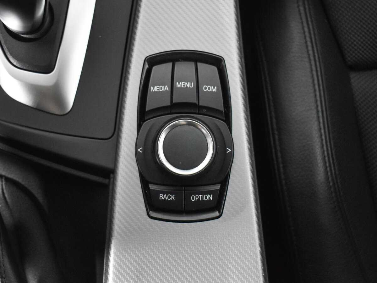 BMW 3 серии 2017 года с пробегом. Фото: #11