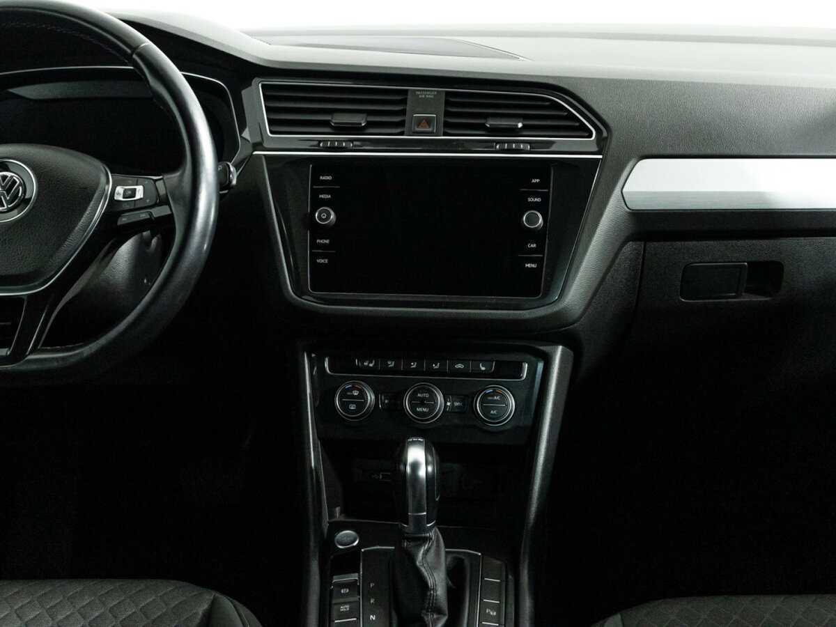 Б/У Фольксваген Тигуан 2018 года. Фото: #12