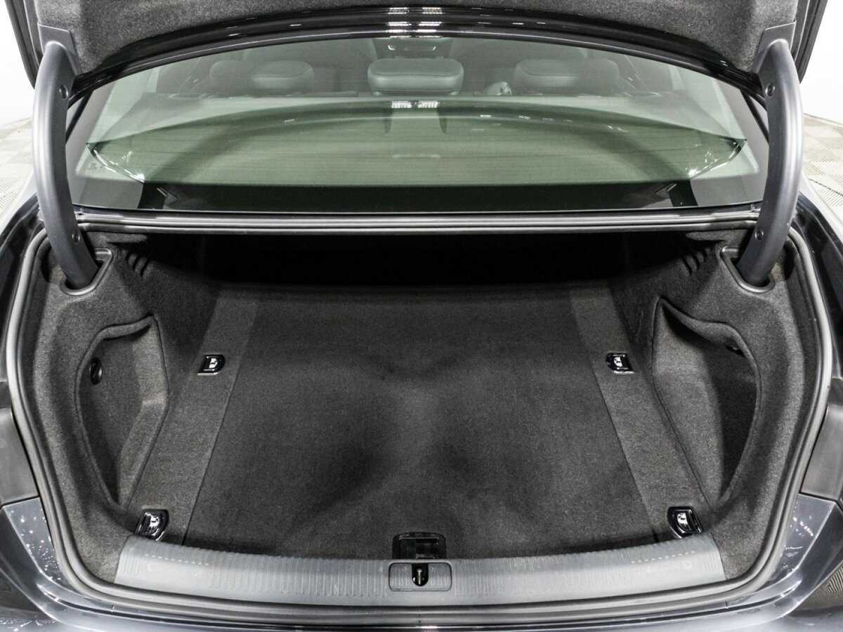 Audi A4 2017 года с пробегом. Фото: #14