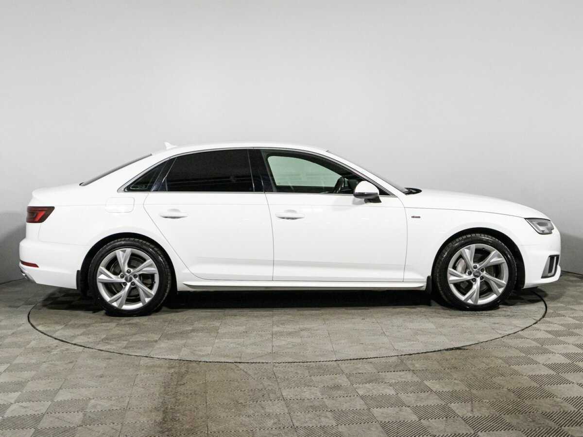 Audi A4 2019 года с пробегом. Фото: #3