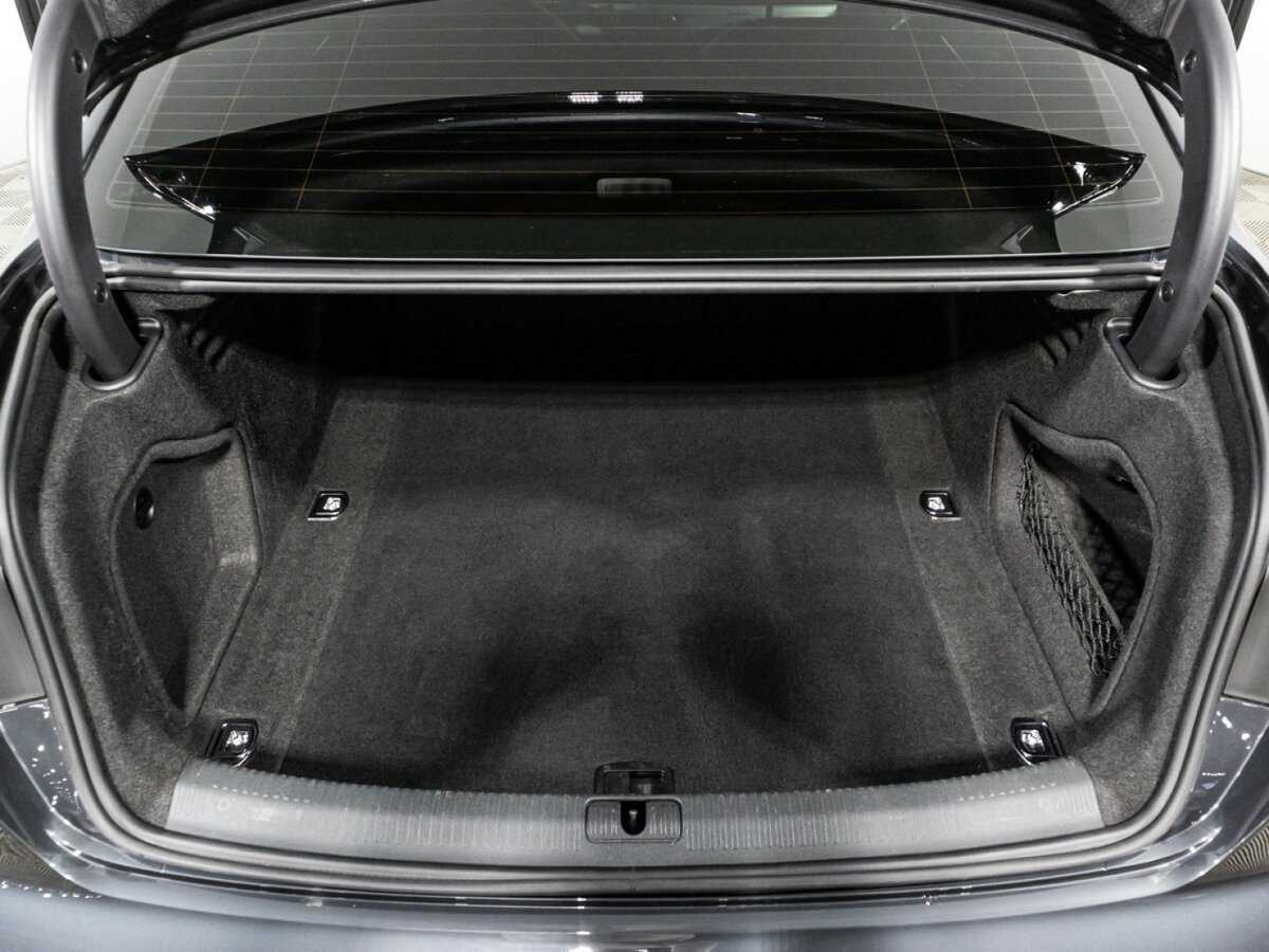 Audi A4 2017 года с пробегом. Фото: #14