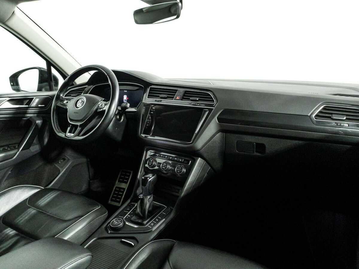Volkswagen Tiguan 2018 года с пробегом. Фото: #8