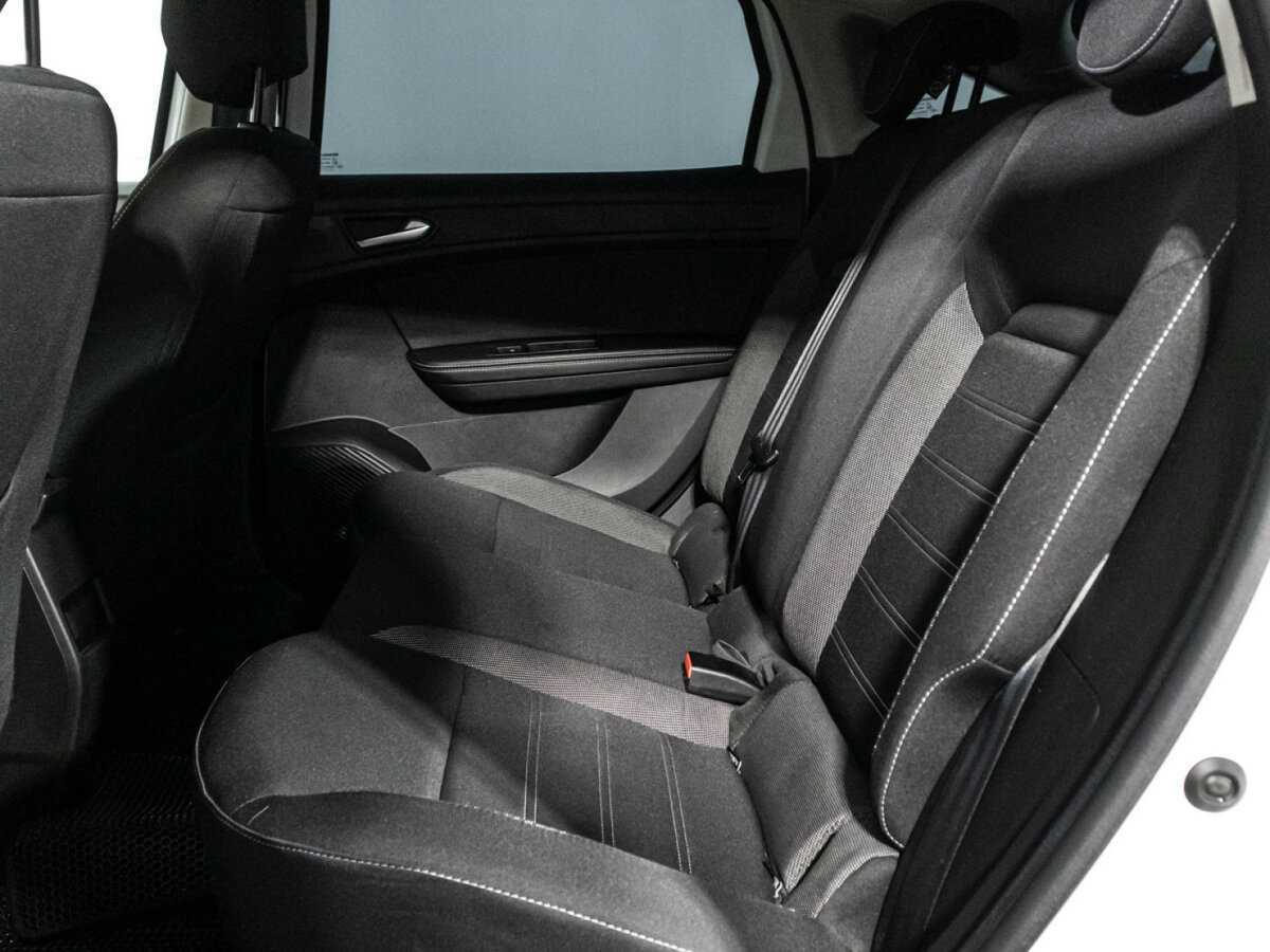 Б/У Рено Аркана 2021 года. Фото: #9