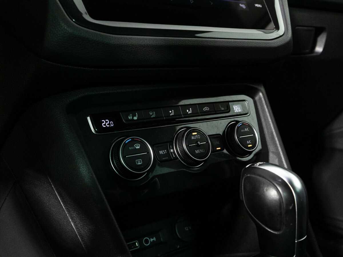 Б/У Фольксваген Тигуан 2019 года. Фото: #19