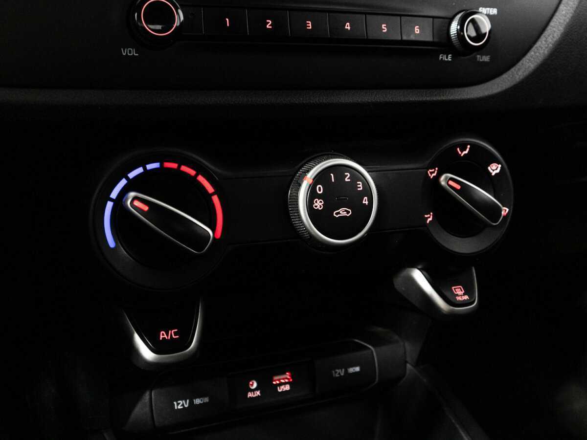 Б/У Киа Рио 2019 года. Фото: #14