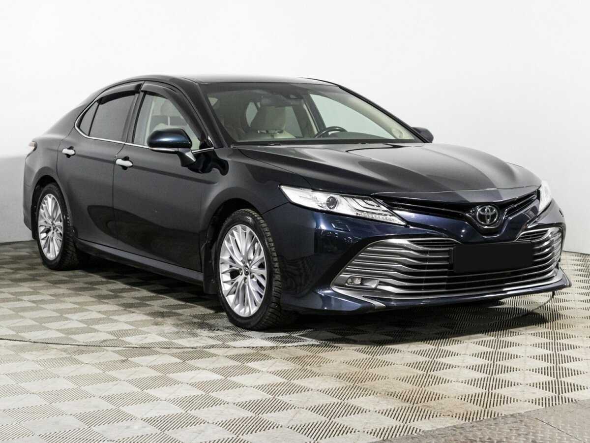 Toyota Camry 2018 года с пробегом. Фото: #2