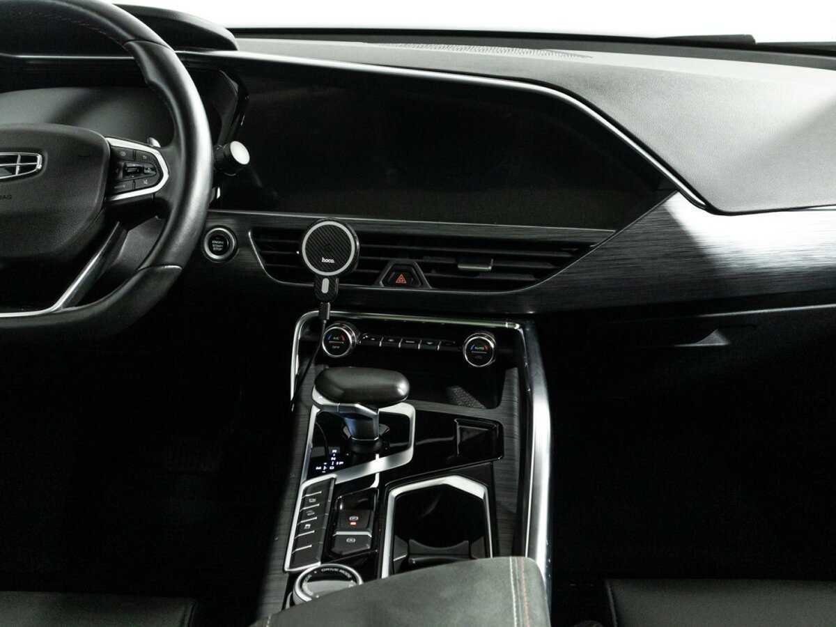 Geely Tugella 2021 года с пробегом. Фото: #13