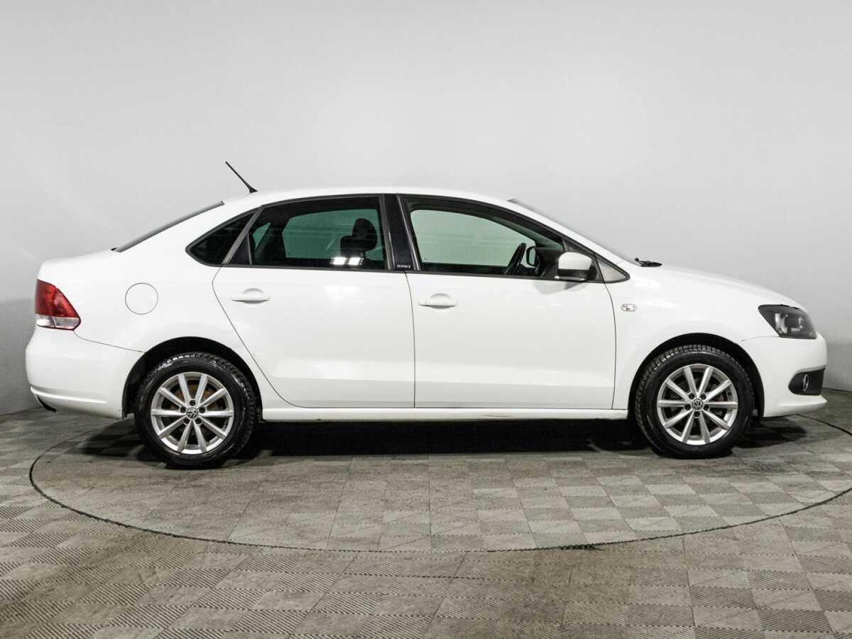 Б/У Фольксваген Поло 2015 года. Фото: #3