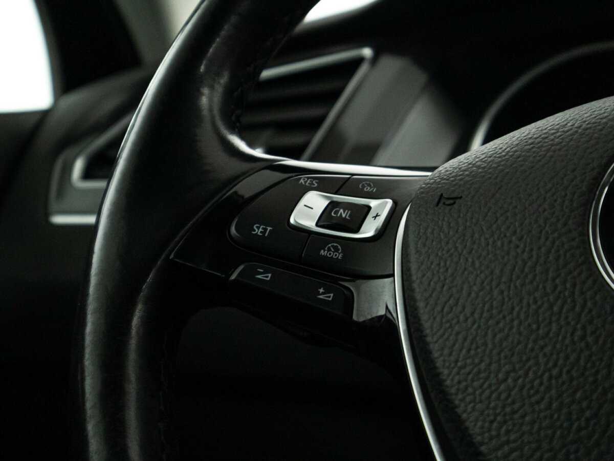 Б/У Фольксваген Тигуан 2017 года. Фото: #20