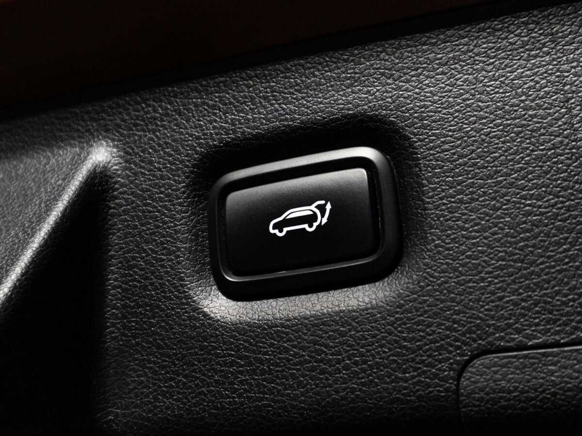 Hyundai Santa Fe 2019 года с пробегом. Фото: #14