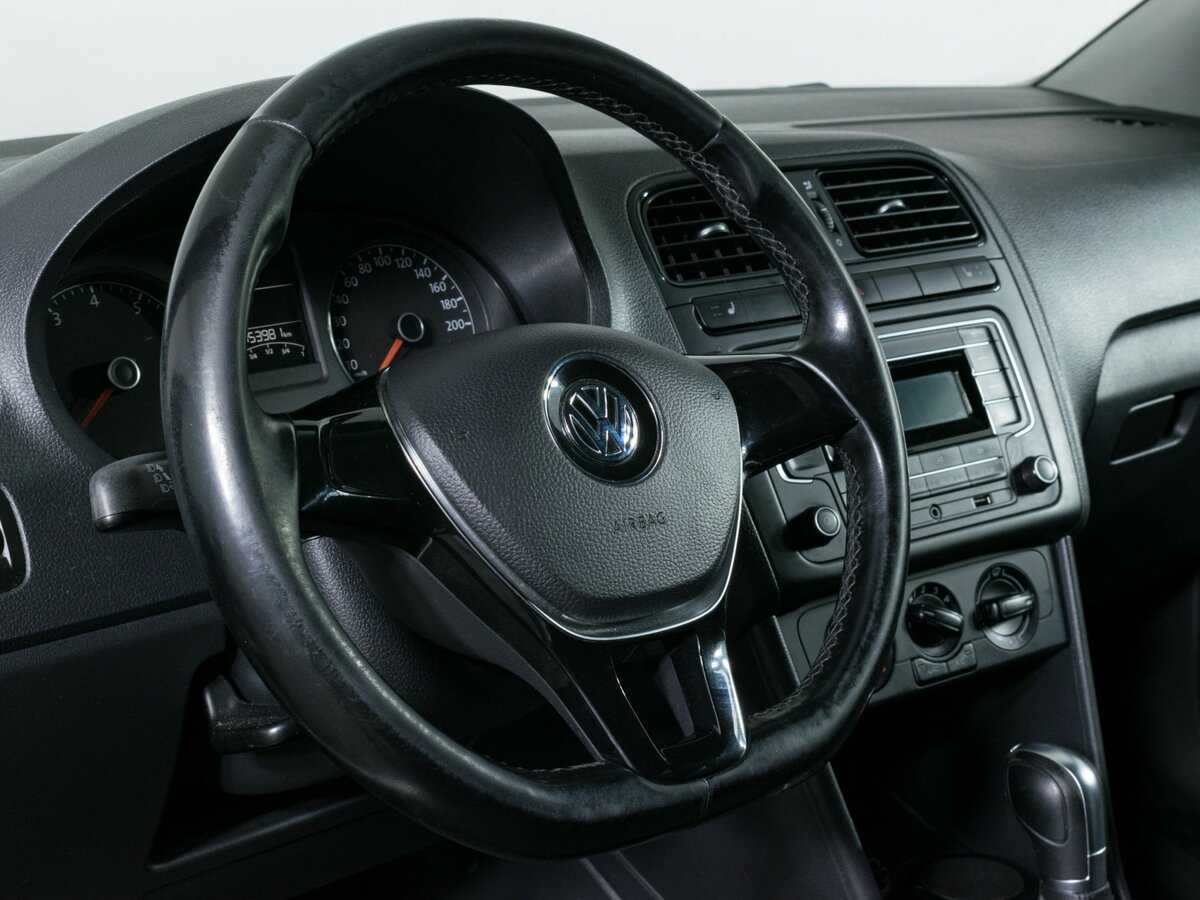 Б/У Фольксваген Поло 2017 года. Фото: #11