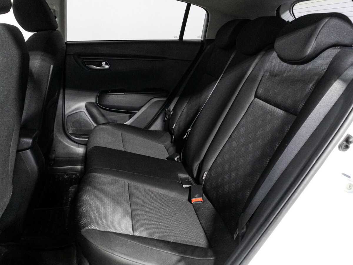 Б/У Киа Рио 2017 года. Фото: #9