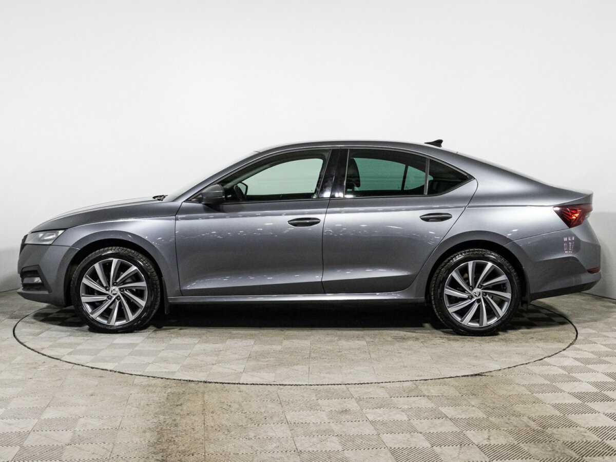 Б/У Шкода Октавия 2021 года. Фото: #7