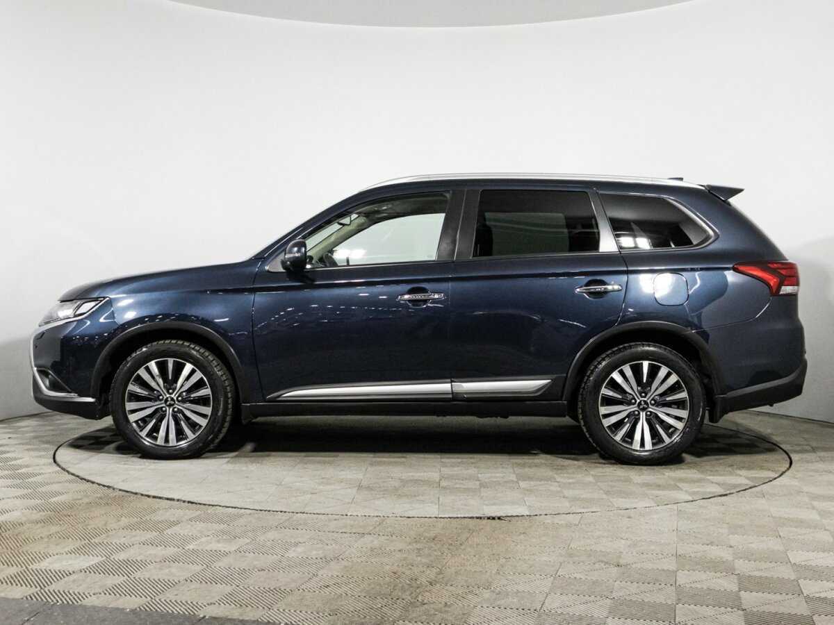 Б/У Митсубиши Оутлэндер 2020 года. Фото: #7