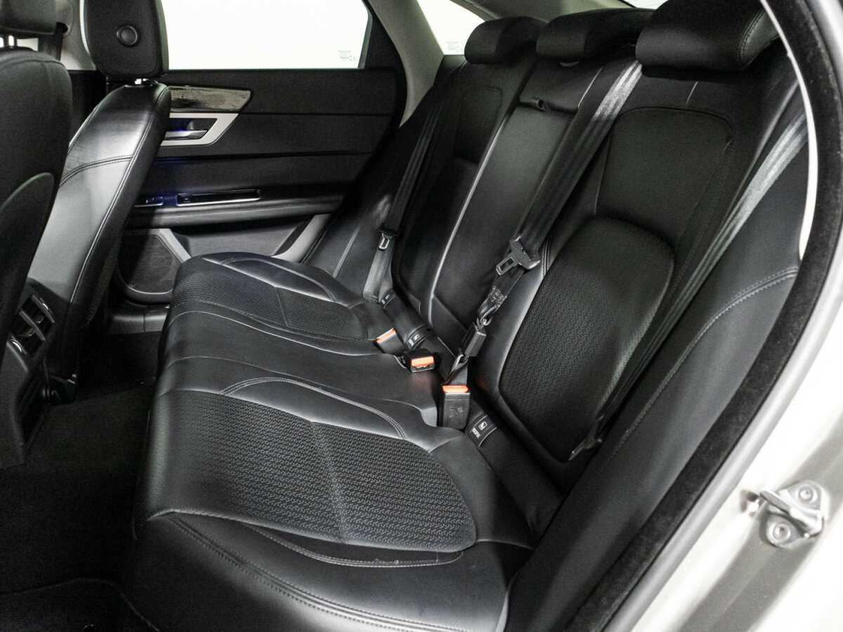 Jaguar XF 2016 года с пробегом. Фото: #9