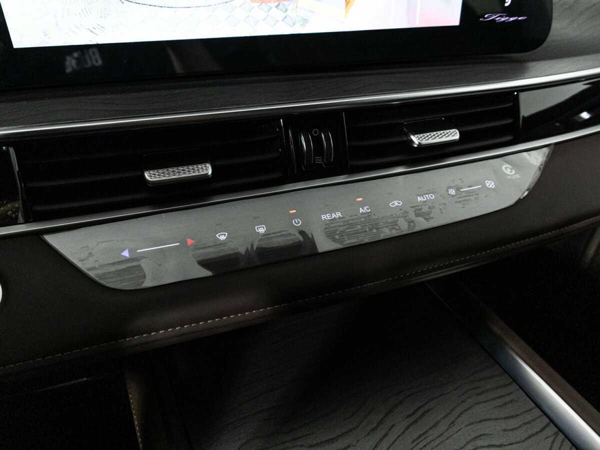 Chery Tiggo 8 Pro Max 2023 года с пробегом. Фото: #24