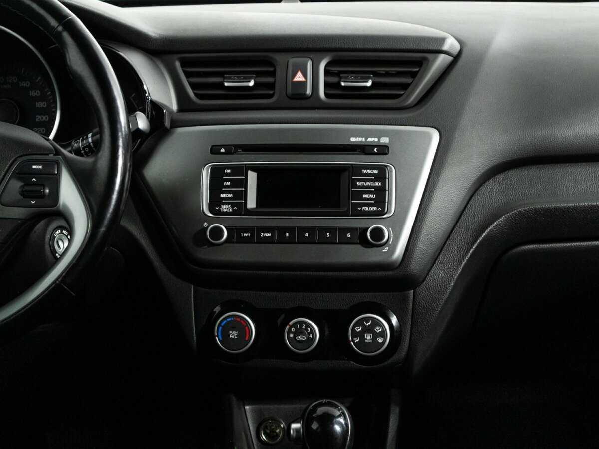 Б/У Киа Рио 2017 года. Фото: #13