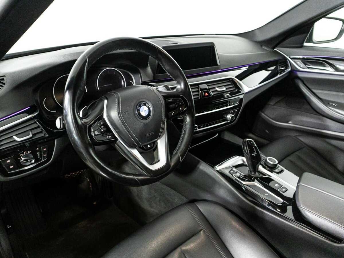 BMW 5 серии 2018 года с пробегом. Фото: #10