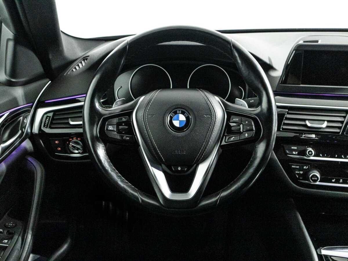 BMW 5 серии 2018 года с пробегом. Фото: #23
