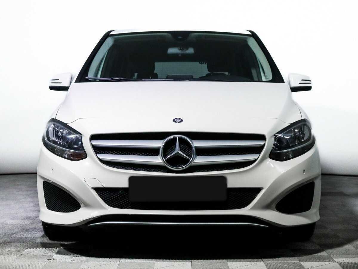Mercedes-Benz B-Класс 2015 года с пробегом. Фото: #1