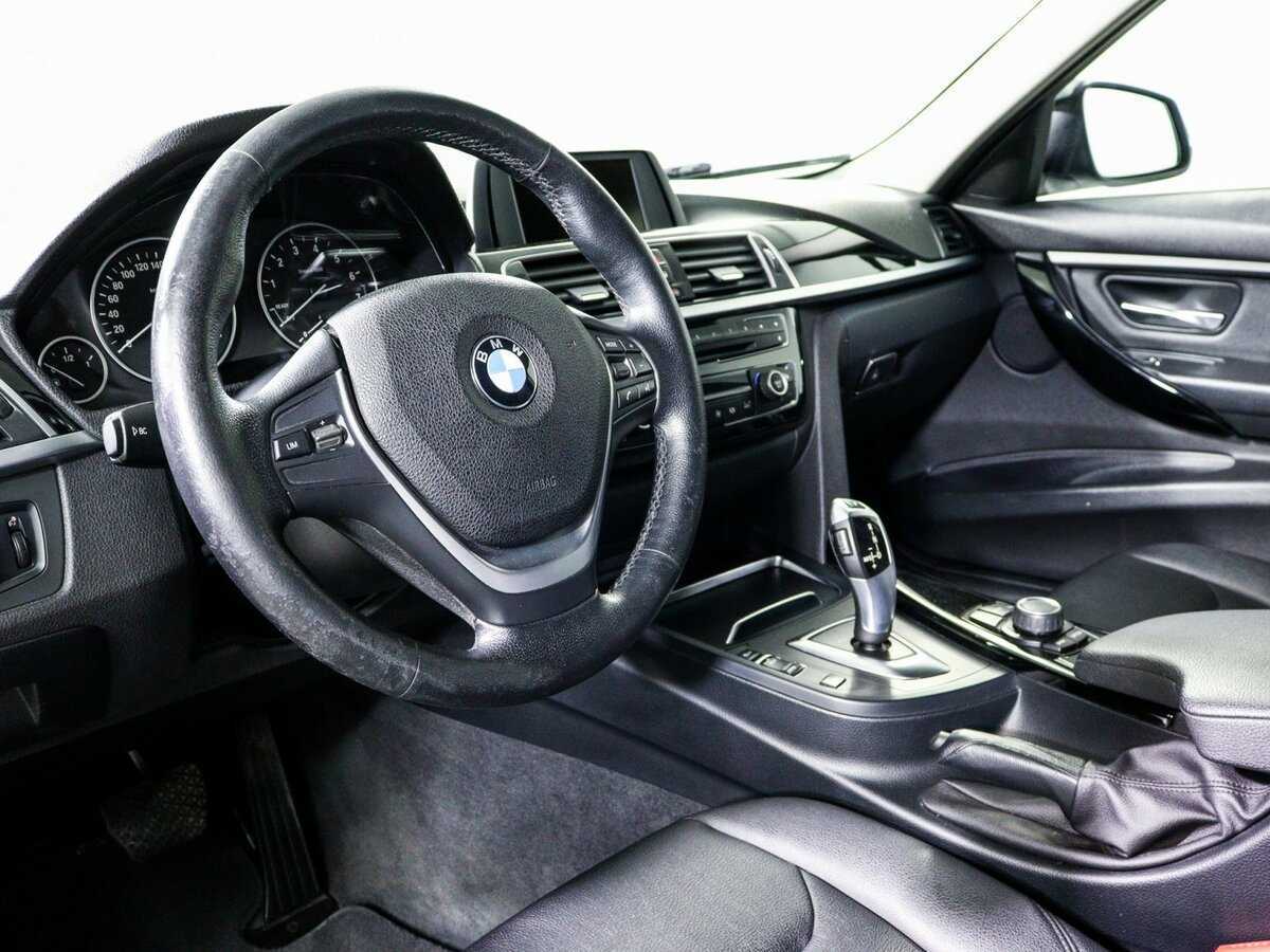 BMW 3 серии 2015 года с пробегом. Фото: #11