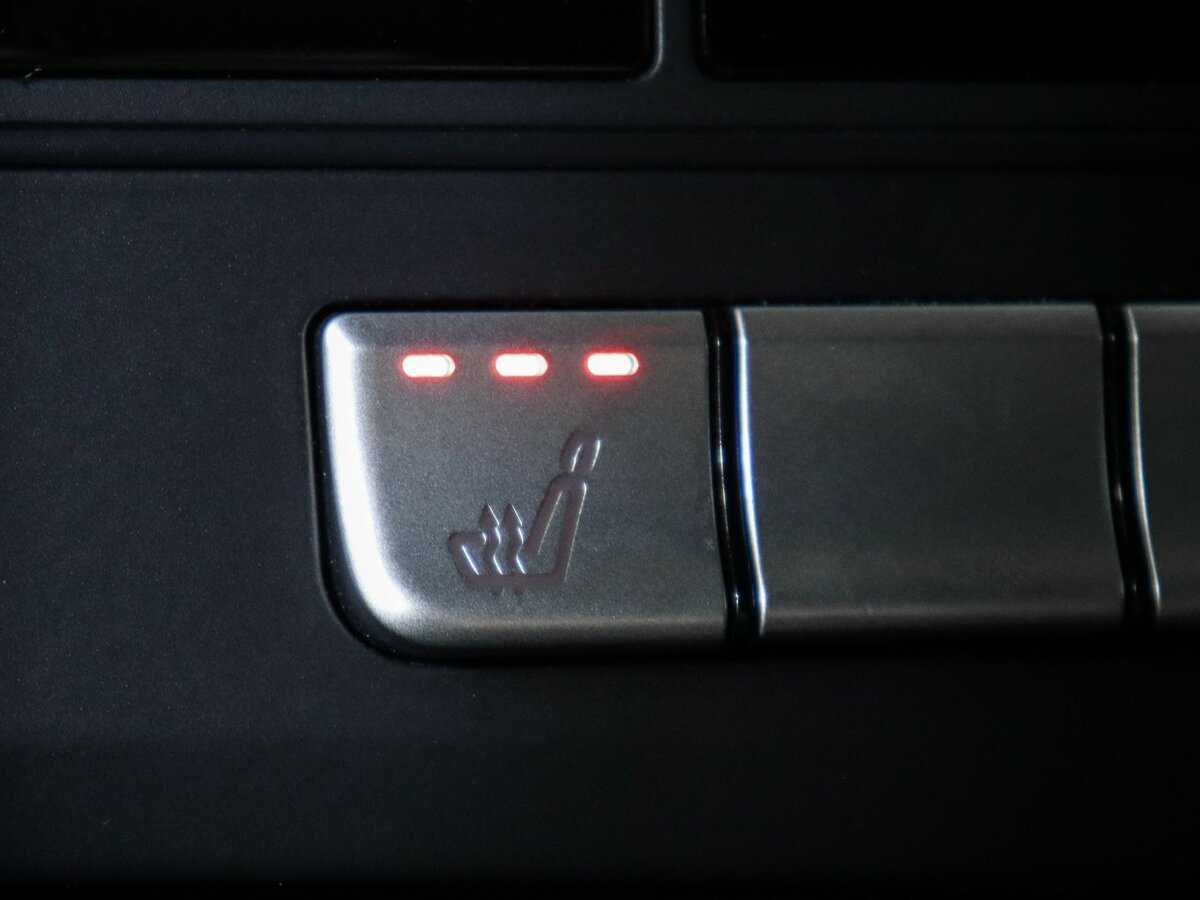 Mercedes-Benz E-Класс 2015 года с пробегом. Фото: #16