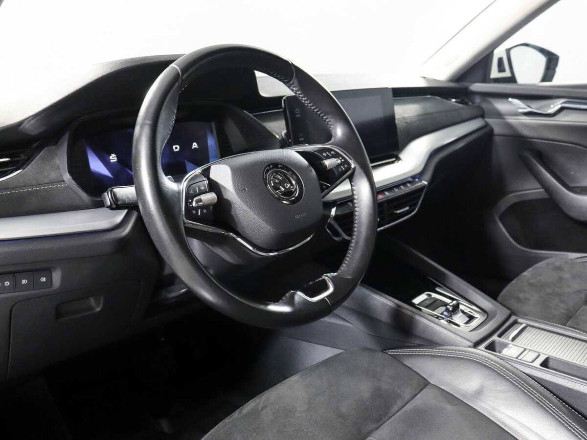 Б/У Шкода Октавия 2020 года. Фото: #13