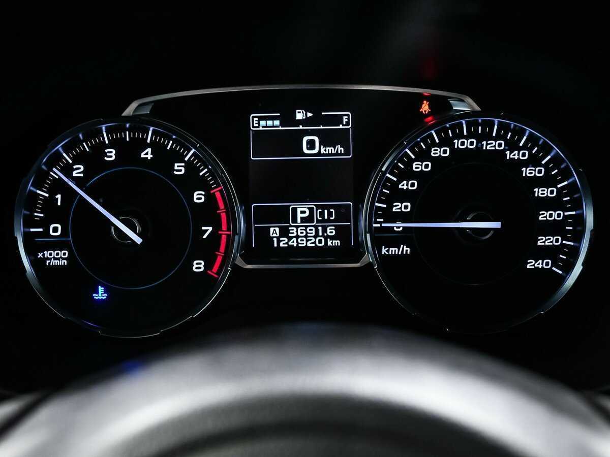 Б/У Субару Форестер 2016 года. Фото: #9