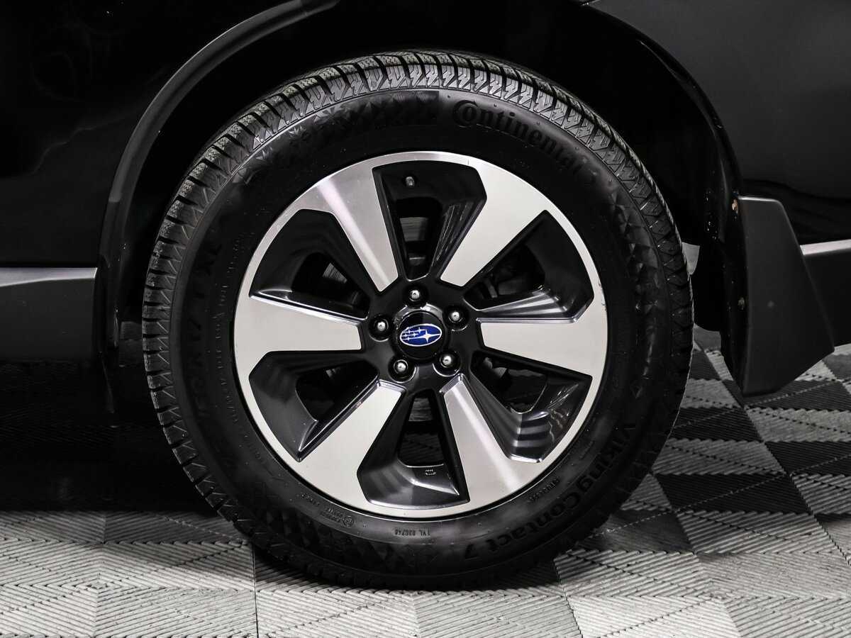 Б/У Субару Форестер 2016 года. Фото: #15