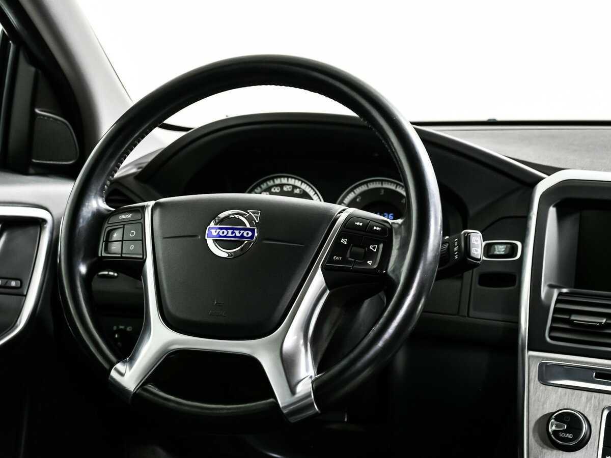 Б/У Вольво ИксЦ60 2012 года. Фото: #11