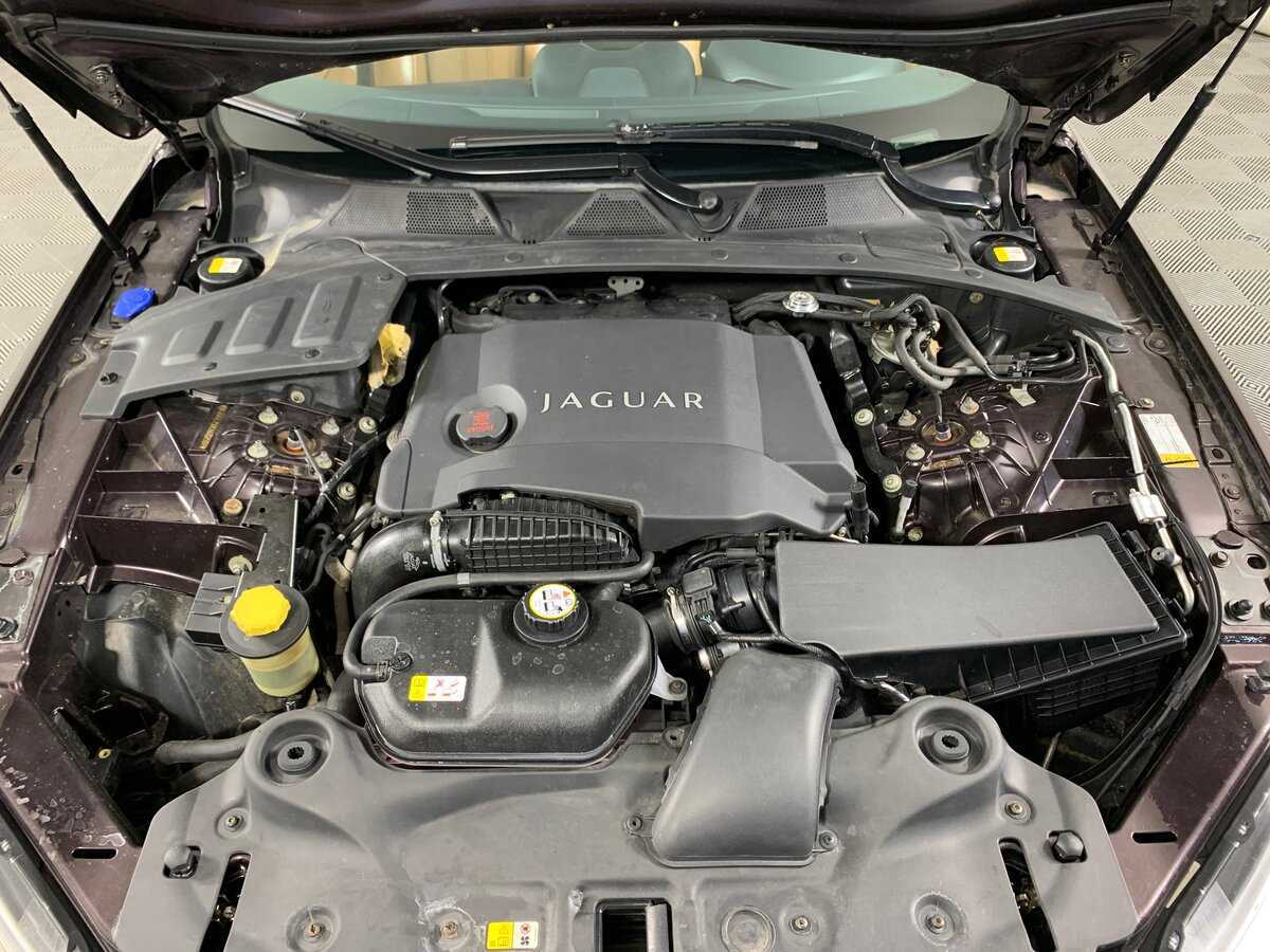 Jaguar XJ 2012 года с пробегом. Фото: #10