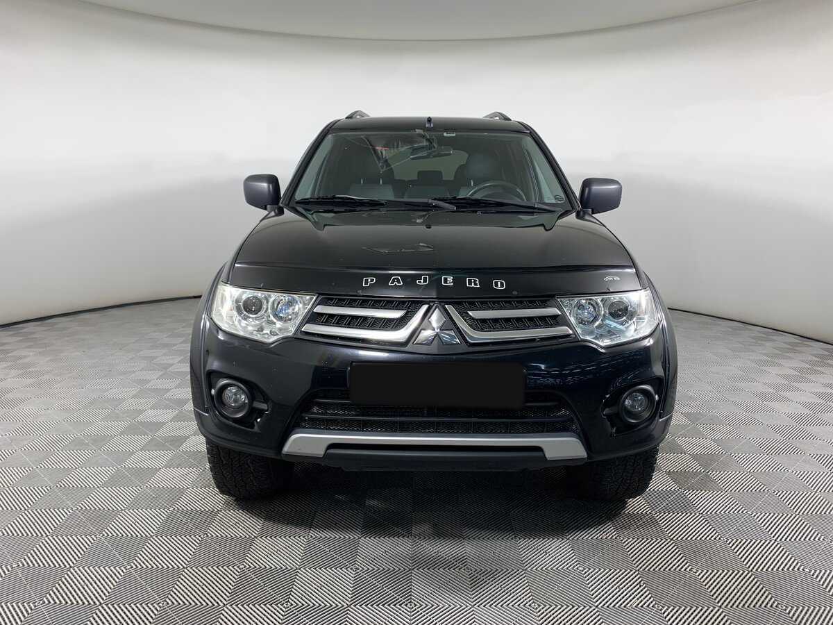 Mitsubishi Pajero Sport 2014 года с пробегом. Фото: #1