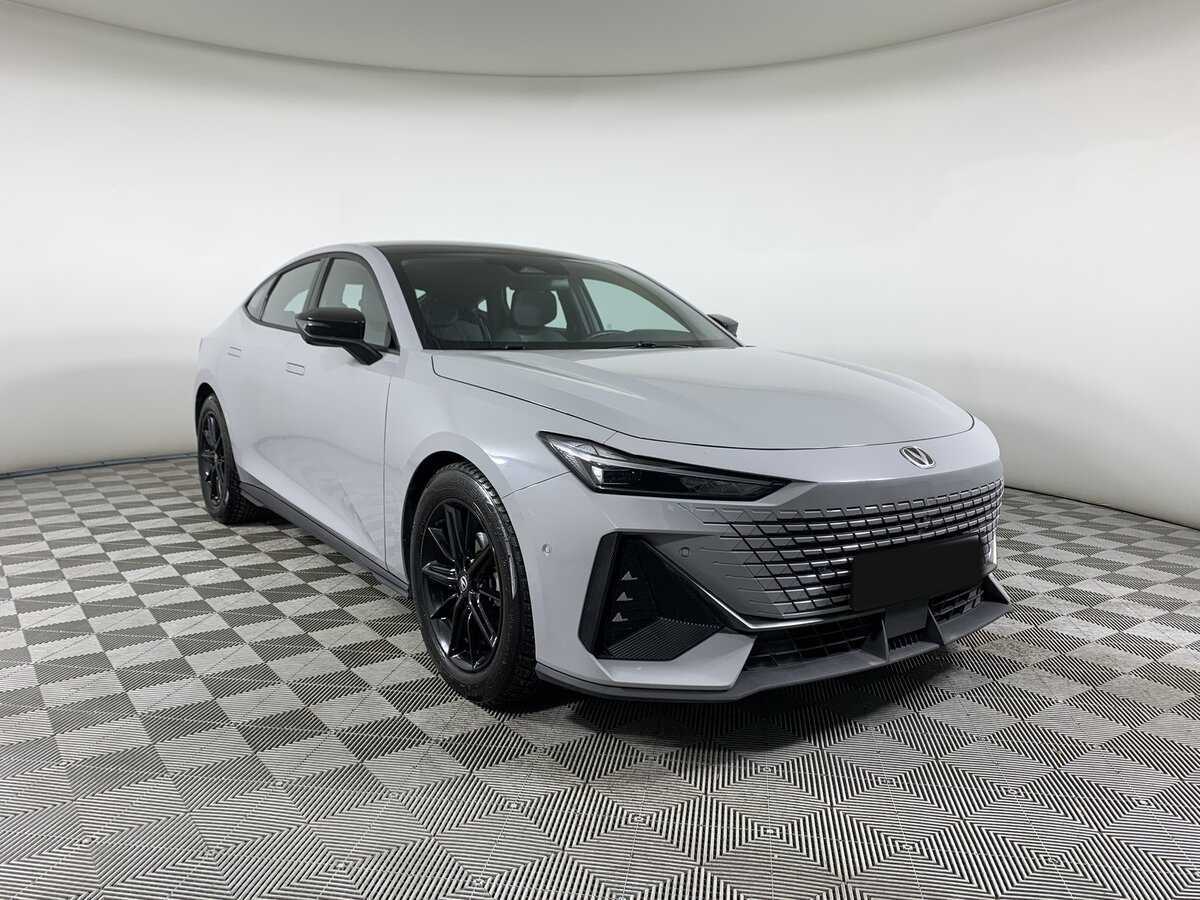 Changan UNI-V 2023 года с пробегом. Фото: #2