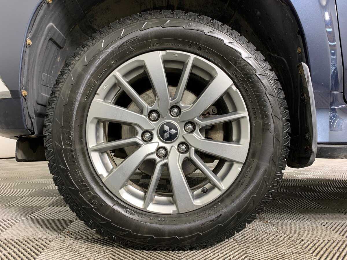 Mitsubishi Pajero Sport 2018 года с пробегом. Фото: #8