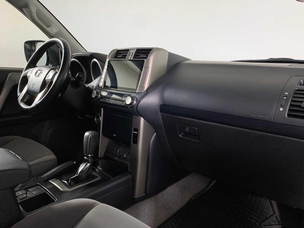 Toyota Land Cruiser Prado 2012 года с пробегом. Фото: #10