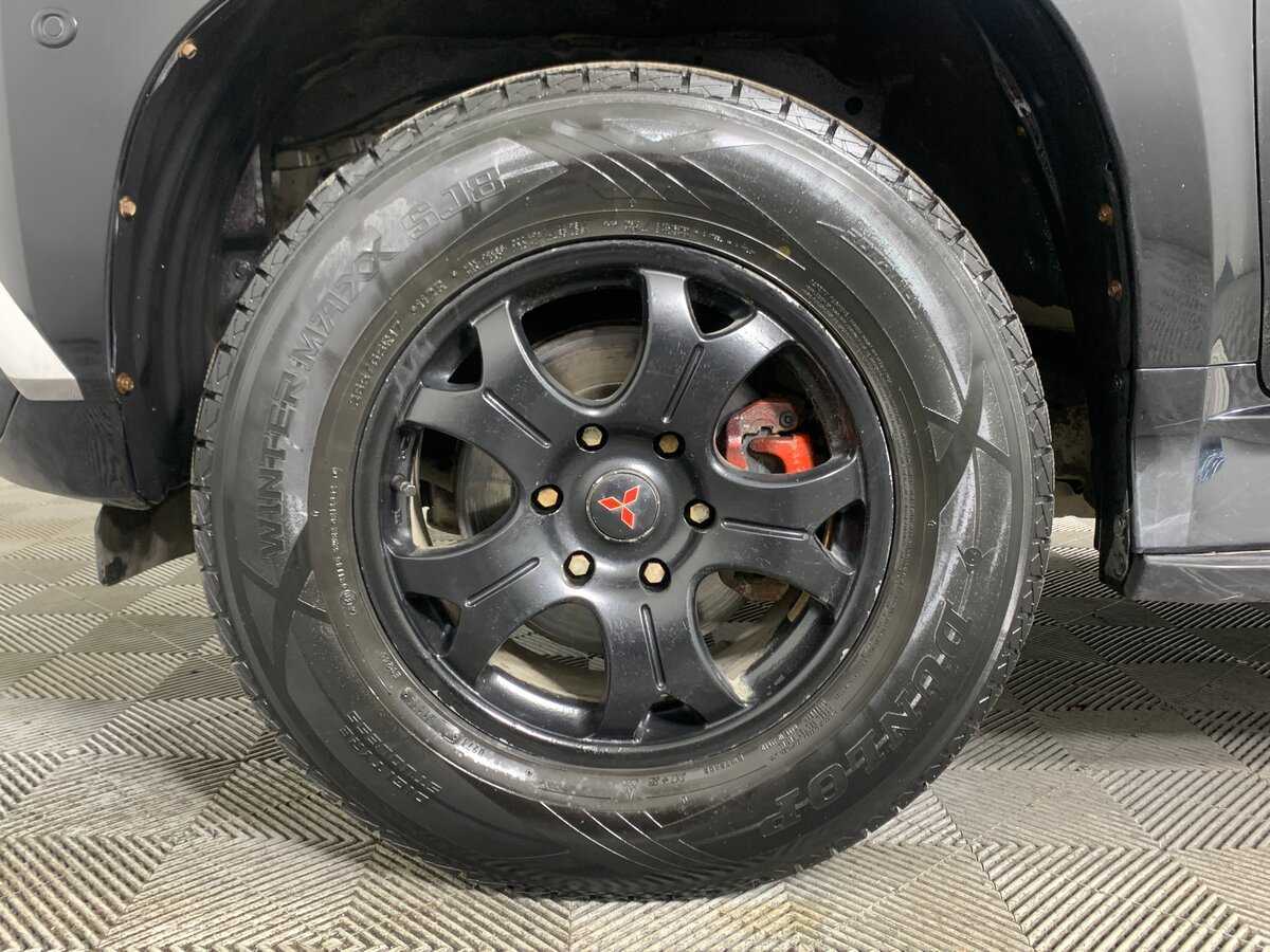 Mitsubishi Pajero Sport 2017 года с пробегом. Фото: #8