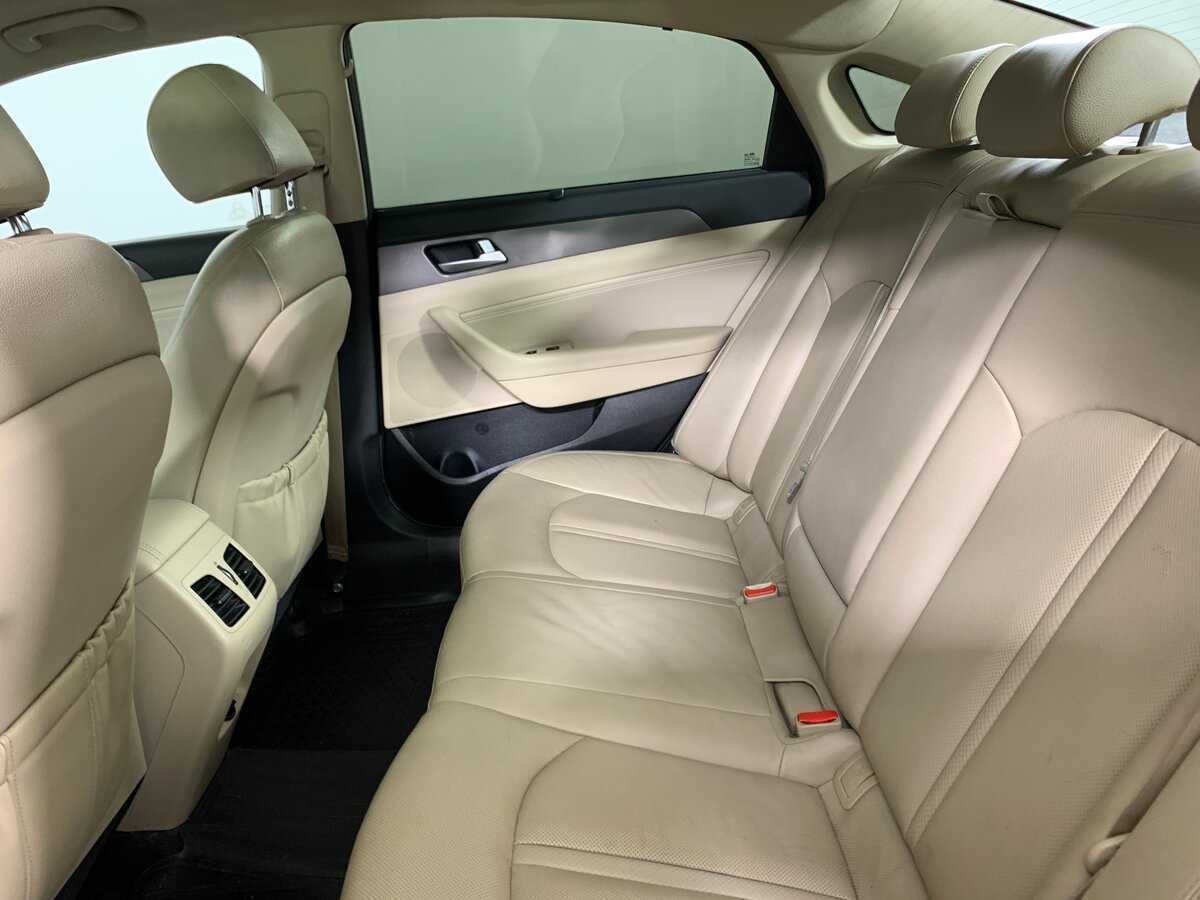 Hyundai Sonata 2019 года с пробегом. Фото: #19