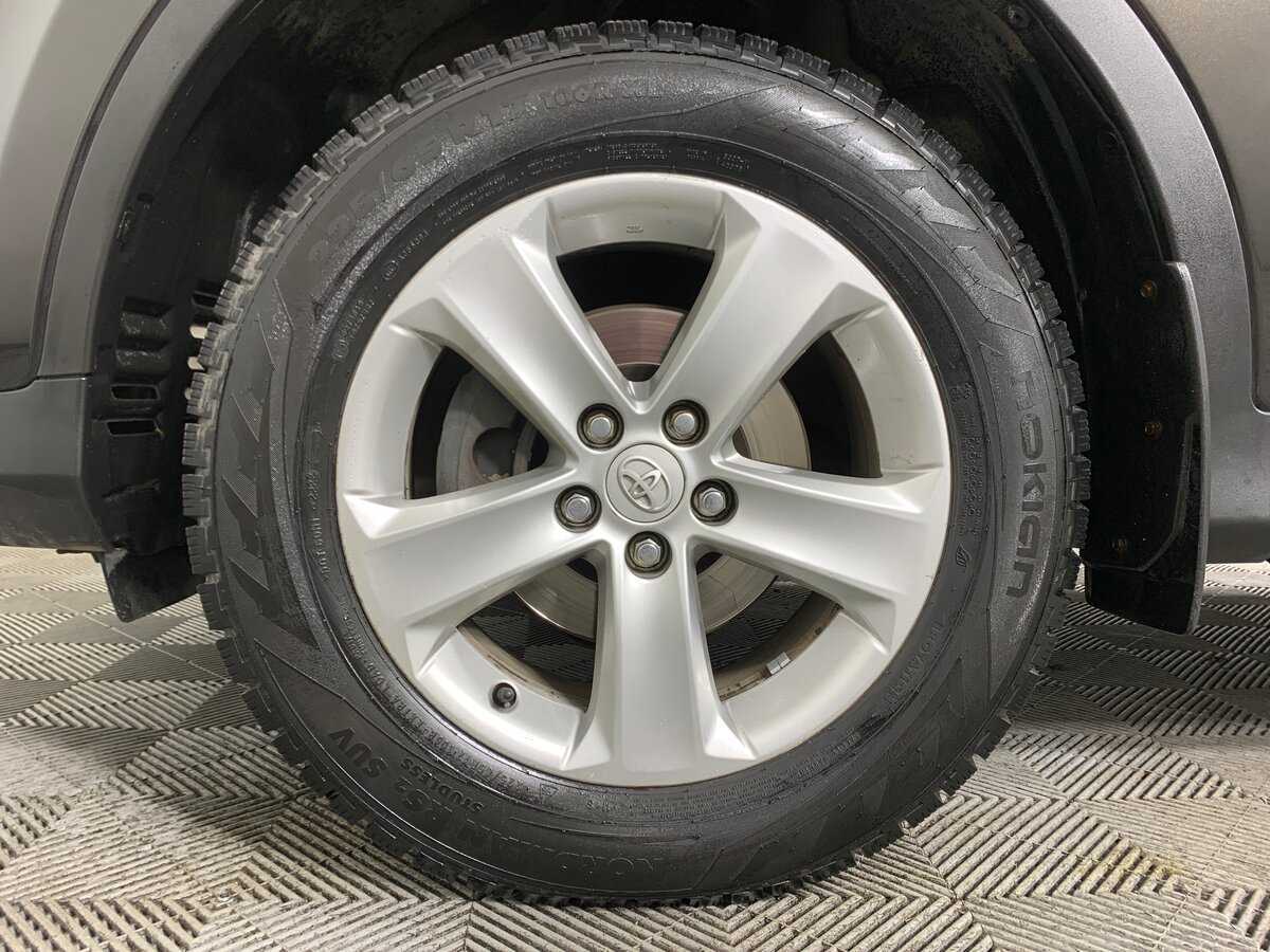 Toyota RAV4 2014 года с пробегом. Фото: #8