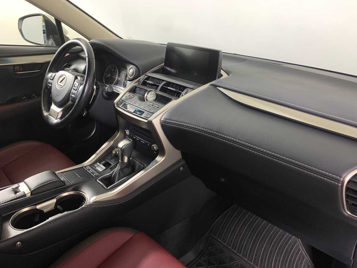 Lexus NX 2017 года с пробегом. Фото: #12