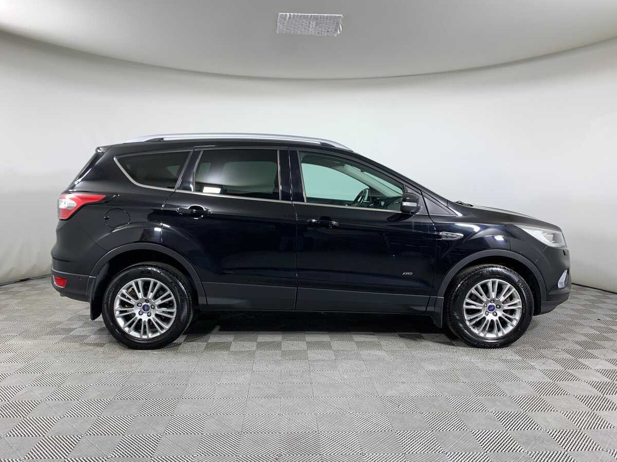 Ford Kuga 2017 года с пробегом. Фото: #3