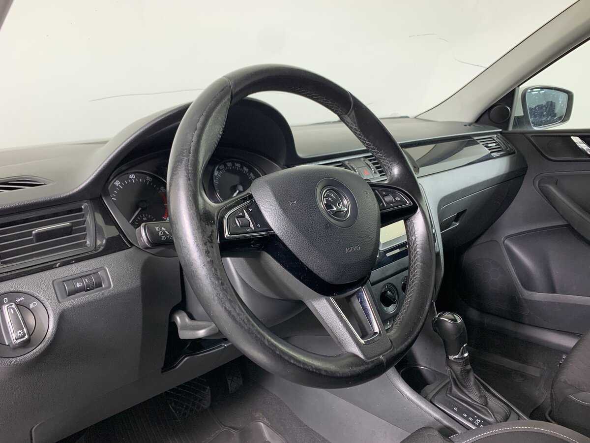 Skoda Rapid 2015 года с пробегом. Фото: #10