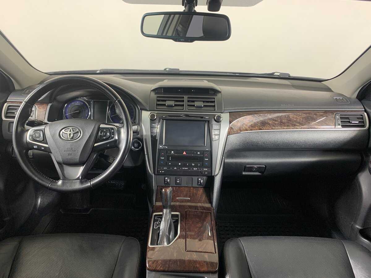 Toyota Camry 2016 года с пробегом. Фото: #10